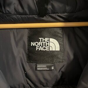 North face jacket for men size M in good condition.